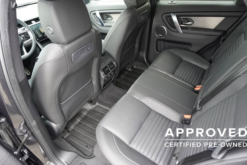 Used 2025 Land Rover Discovery Sport Dynamic SE image 29