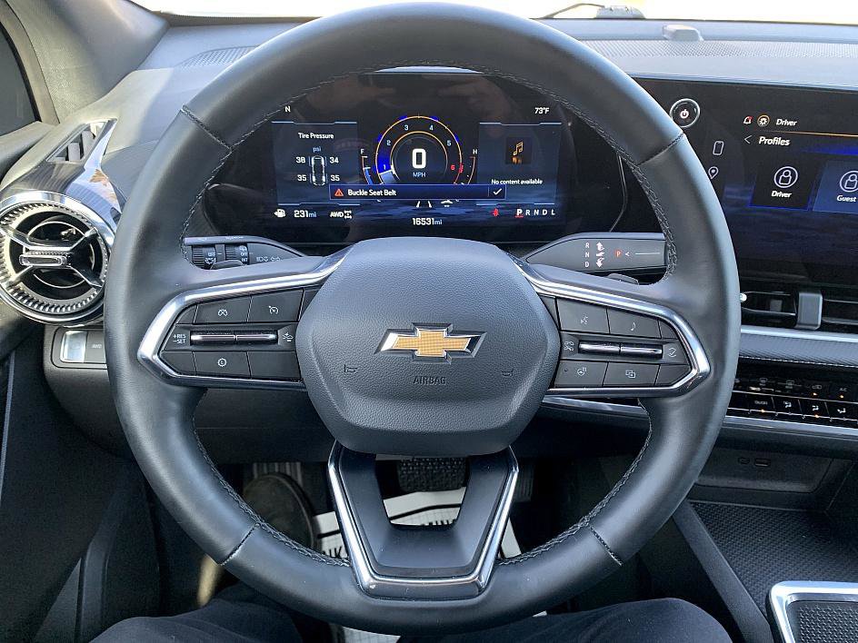 Used 2025 Chevrolet Equinox LT image 14