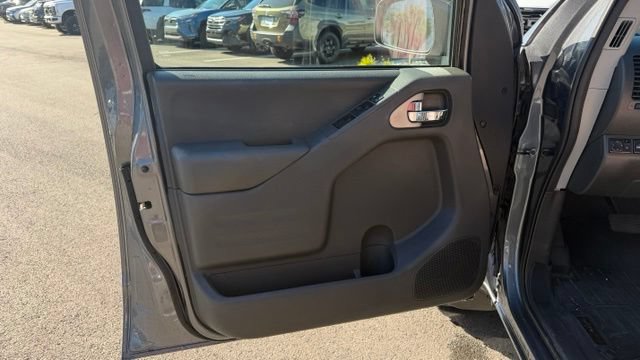 Used 2019 Nissan Frontier PRO-4X AWD/4WD image 13