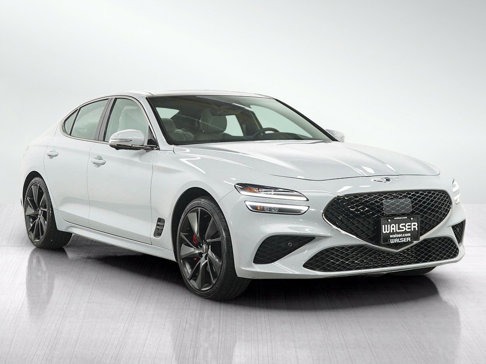 Used 2022 Genesis G70 3.3T w/ Sport Prestige Package AWD/4WD image 7
