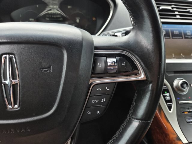 Used 2019 Lincoln Nautilus Reserve FWD image 23