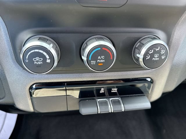 Used 2021 RAM 1500 Big Horn AWD/4WD image 19