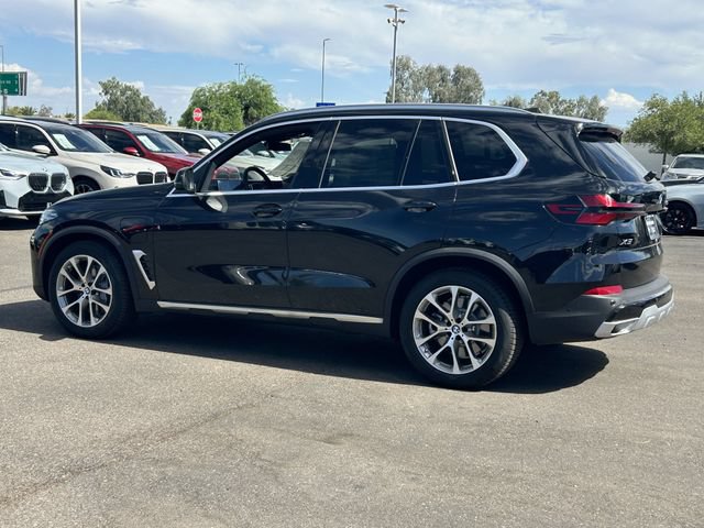 Used 2026 BMW X5 xDrive50e AWD/4WD image 8