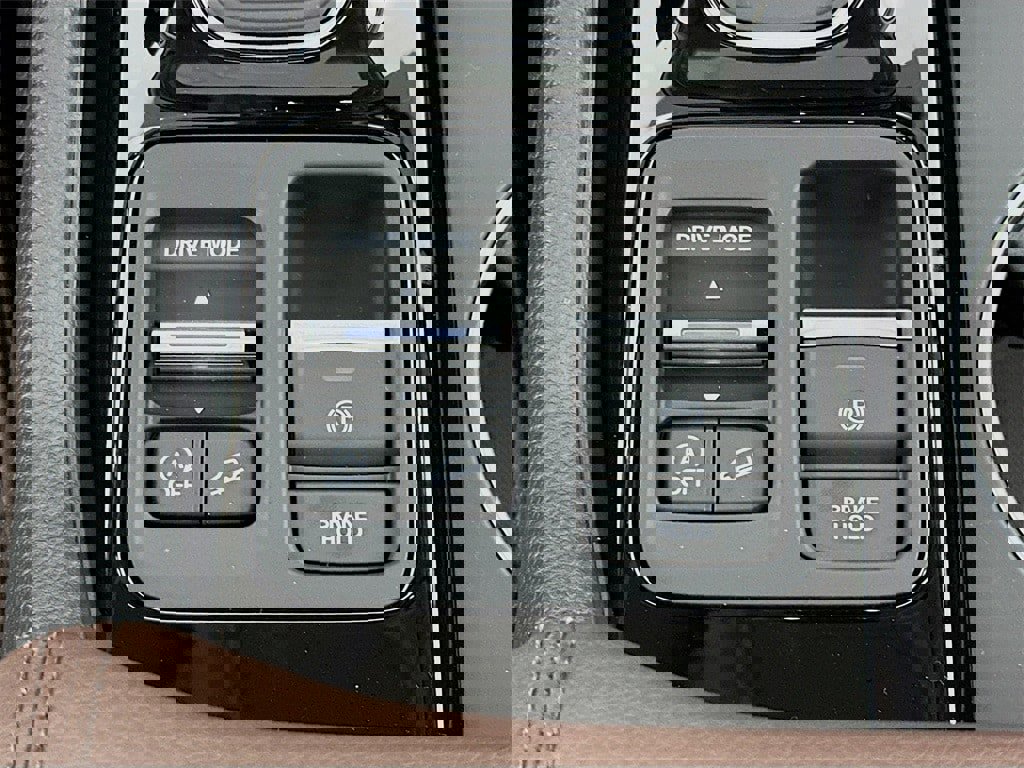 New 2026 Honda Pilot Touring image 22