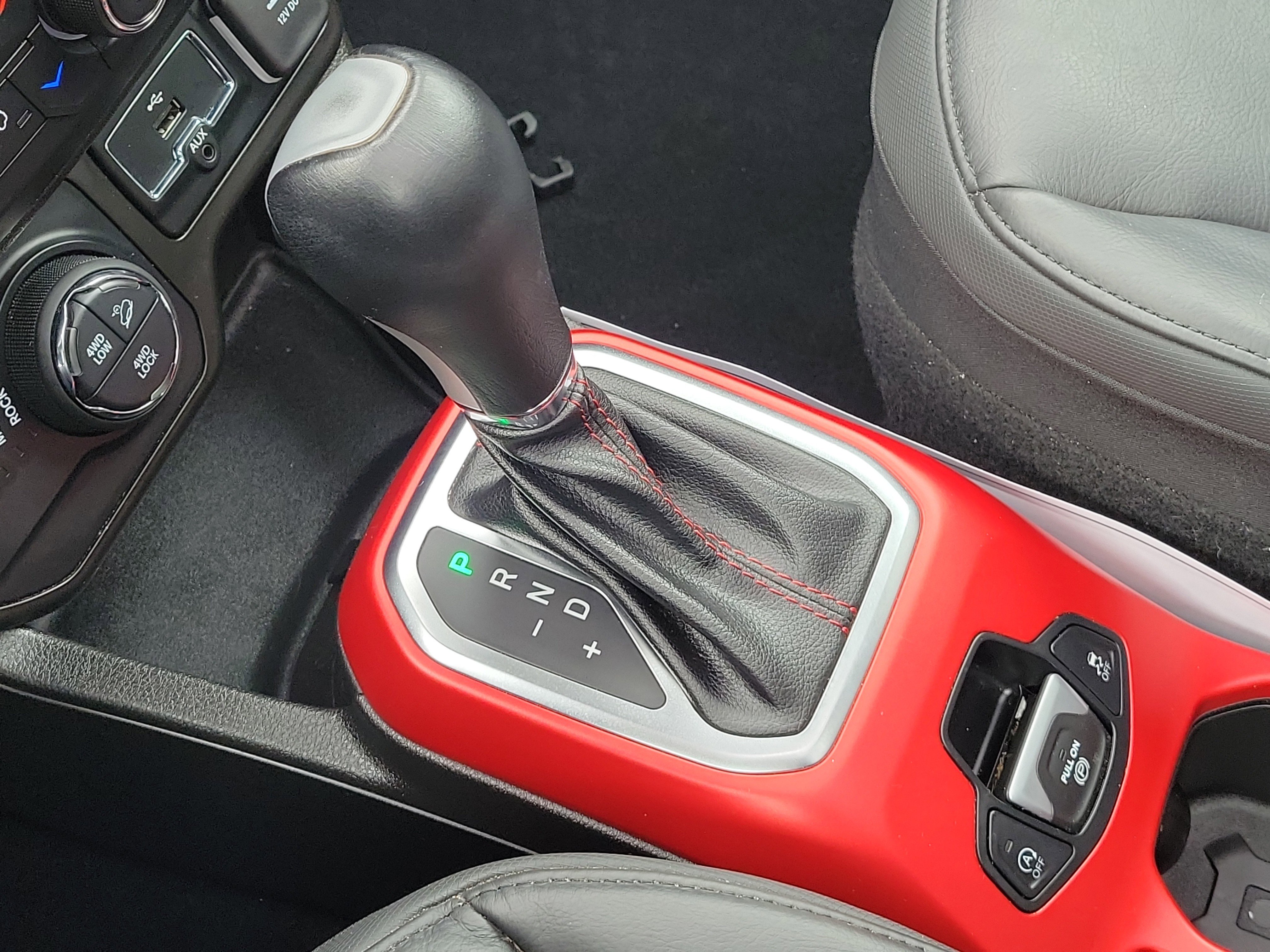 Used 2021 Jeep Renegade Trailhawk w/ Sun & Sound Group image 29