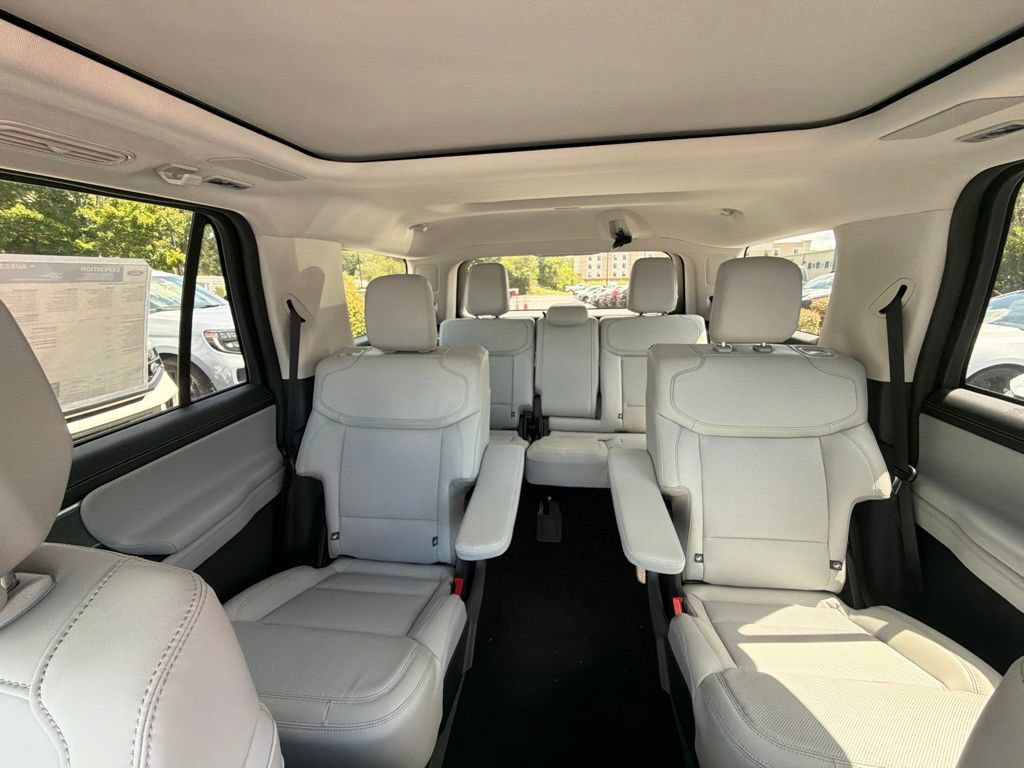 New 2027 Ford Expedition Platinum AWD/4WD image 19