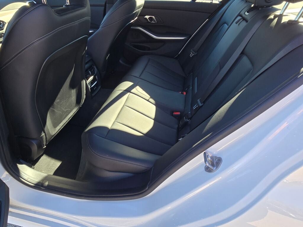 Used 2025 BMW 330i xDrive Sedan image 17