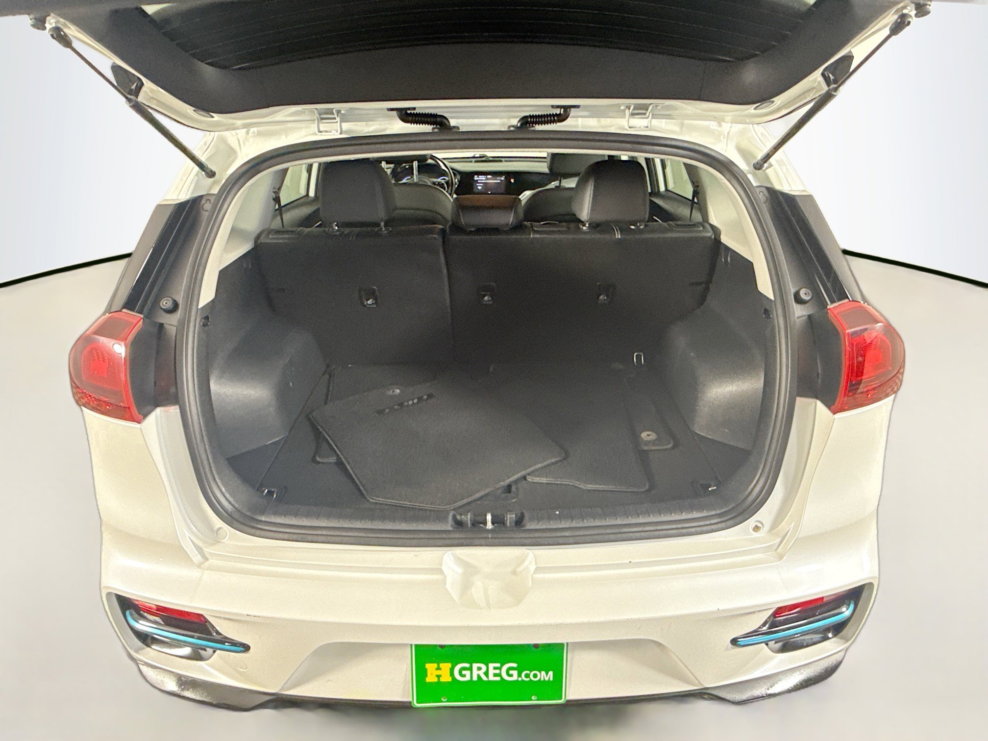 Used 2020 Kia Niro EX w/ Cold Weather Package image 35