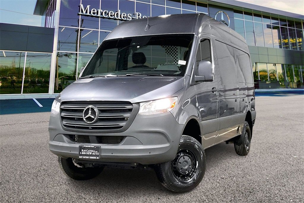 Used 2023 Mercedes-Benz Sprinter 2500 image 9
