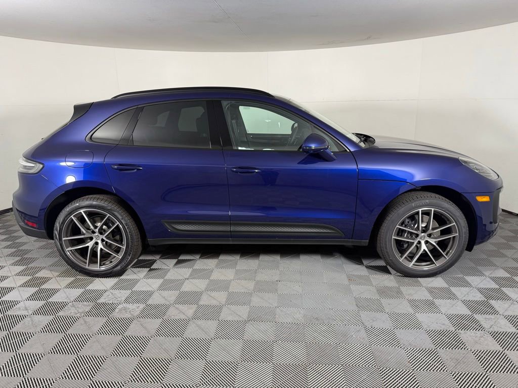New 2026 Porsche Macan image 8
