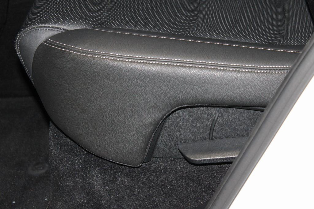 Used 2023 Genesis GV70 2.5T w/ Select Package image 20