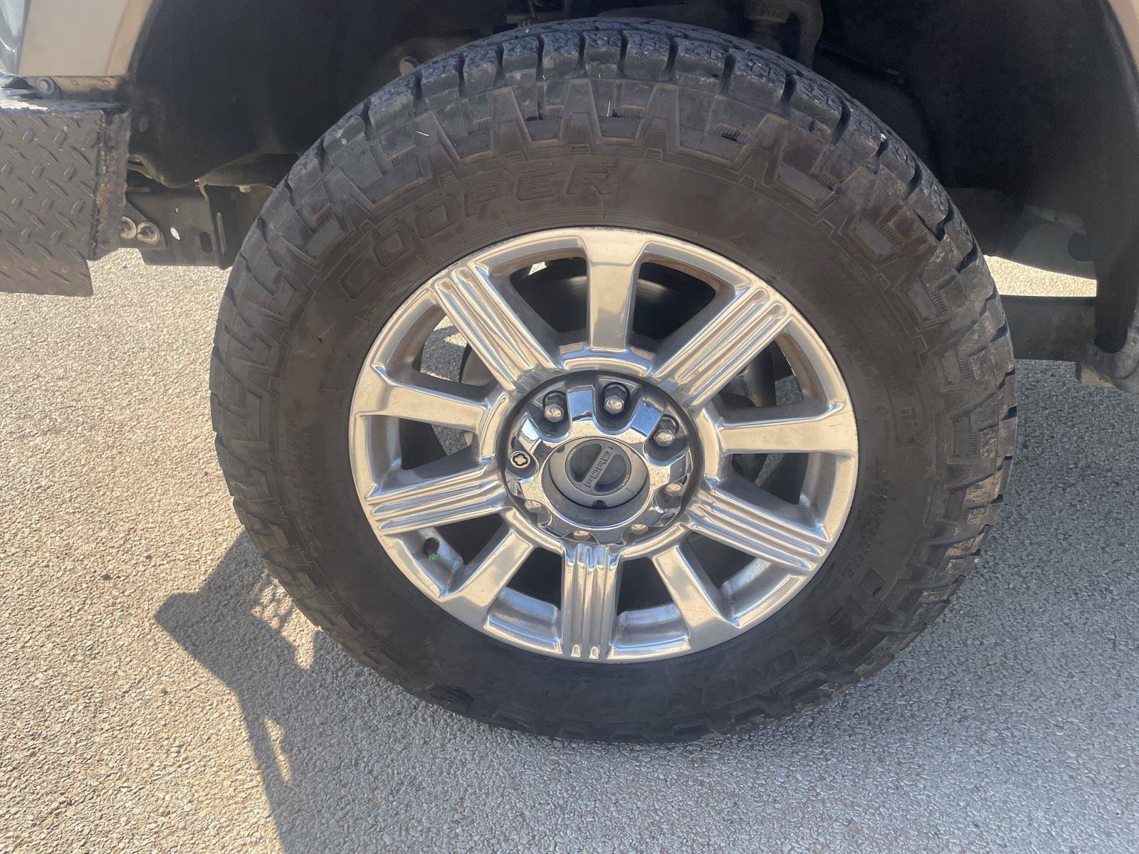 Used 2019 Ford F250 Limited w/ FX4 Off-Road Package AWD/4WD image 39