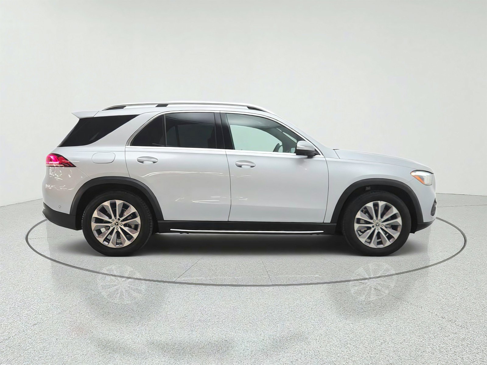 Certified 2022 Mercedes-Benz GLE 350 image 4