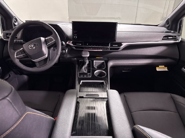 New 2026 Toyota Sienna XLE Woodland Edition AWD/4WD image 20