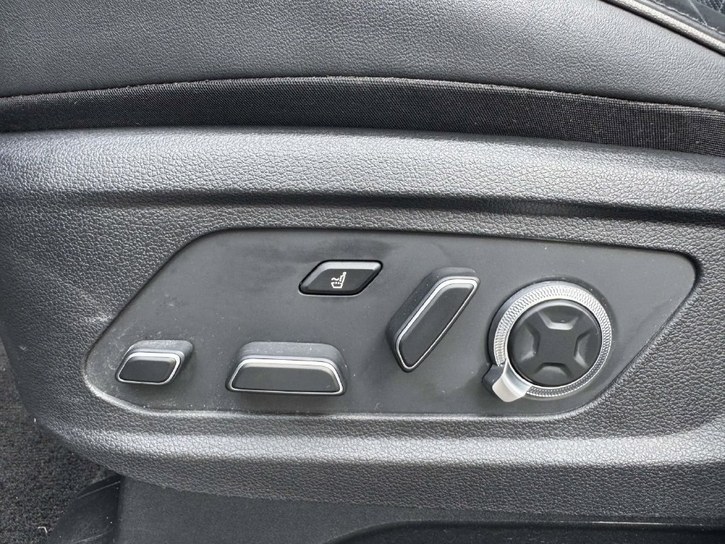 Used 2025 Hyundai Palisade Calligraphy AWD/4WD image 18
