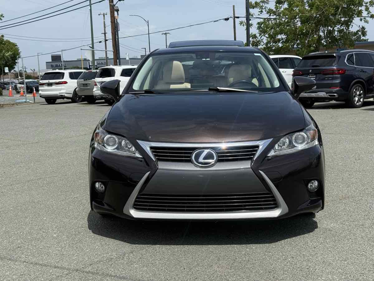 Used 2014 Lexus CT 200h FWD image 3