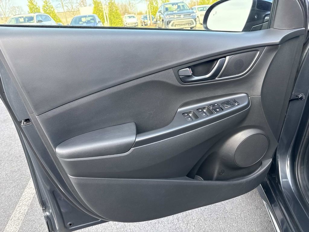 Used 2022 Hyundai Kona N Line FWD image 9