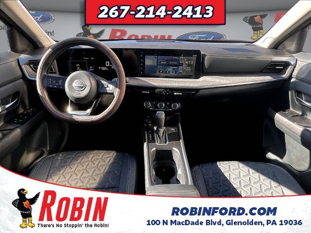 Used 2025 Nissan Kicks SV AWD/4WD image 9