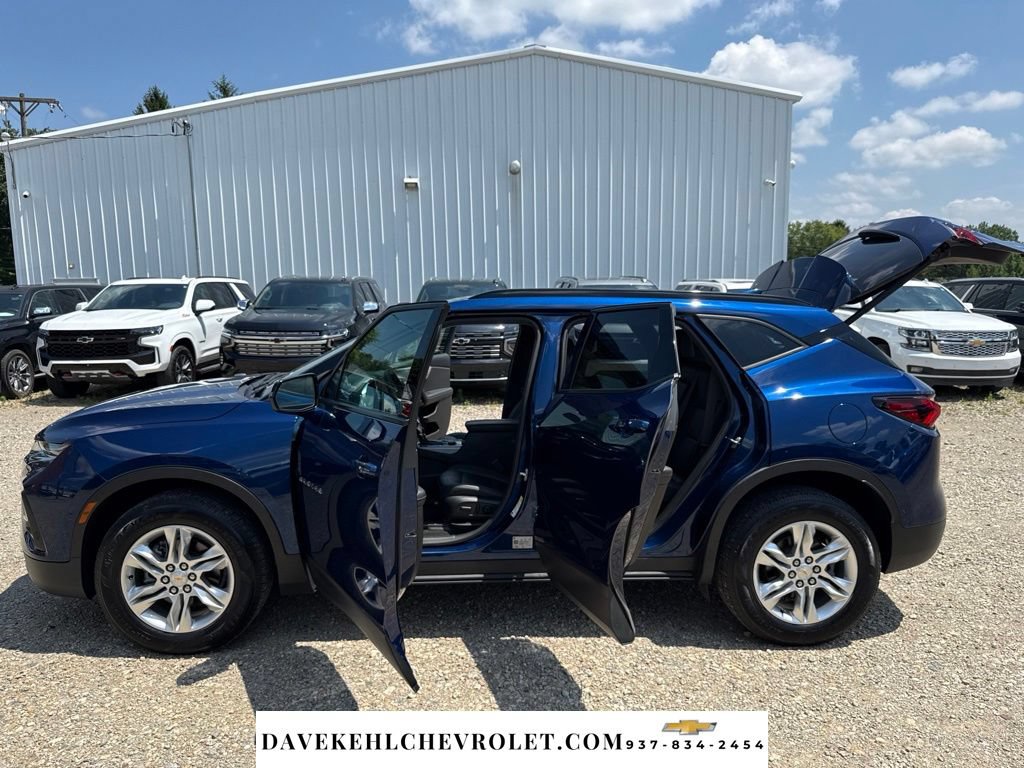 Used 2022 Chevrolet Blazer LT FWD image 33