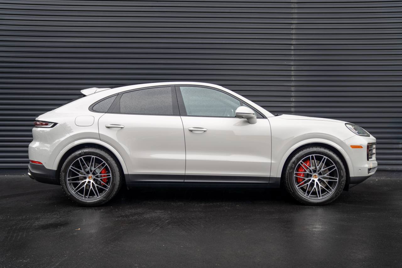 New 2026 Porsche Cayenne S AWD/4WD image 11