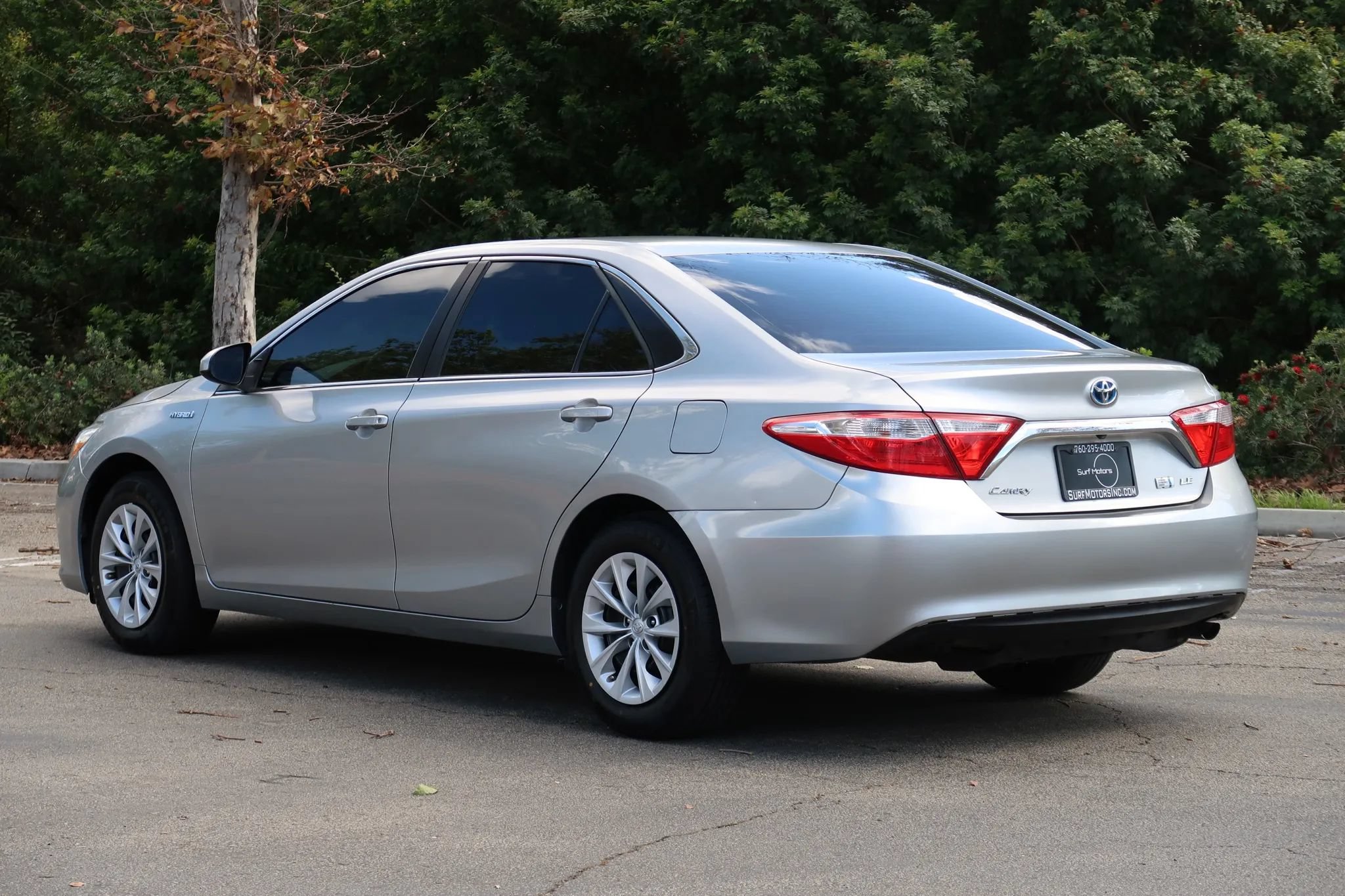 Used 2016 Toyota Camry LE FWD image 4