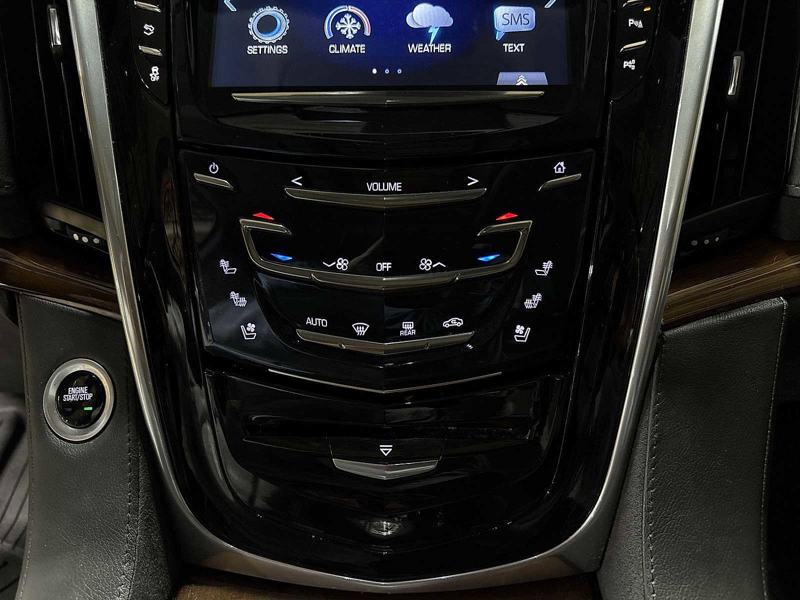 Used 2020 Cadillac Escalade ESV Luxury image 23