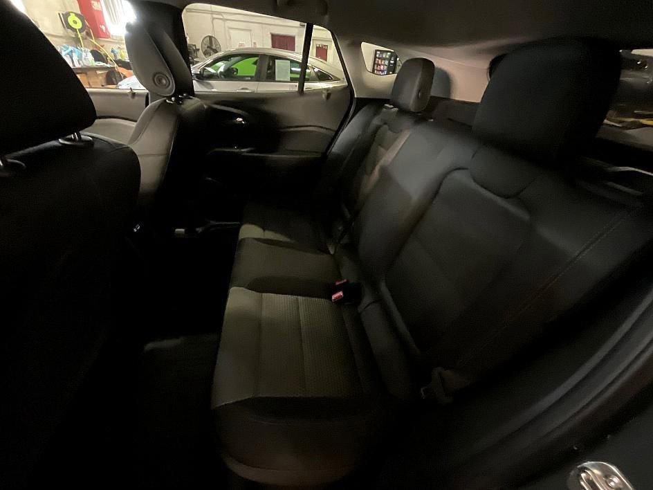 New 2026 Chevrolet Trax LT w/ Driver Confidence Package FWD image 29