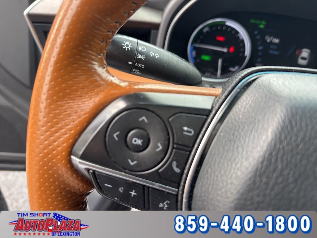 Used 2021 Toyota Avalon Limited w/ Advanced Safety Package image 28