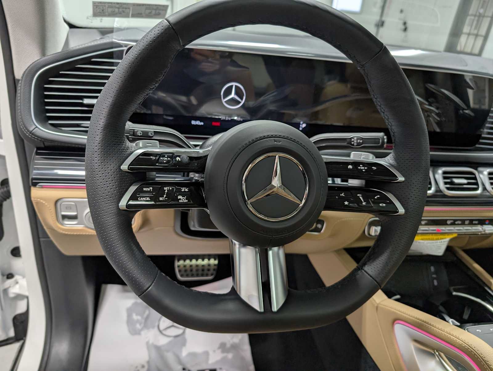 Certified 2026 Mercedes-Benz GLS 450 4MATIC image 31