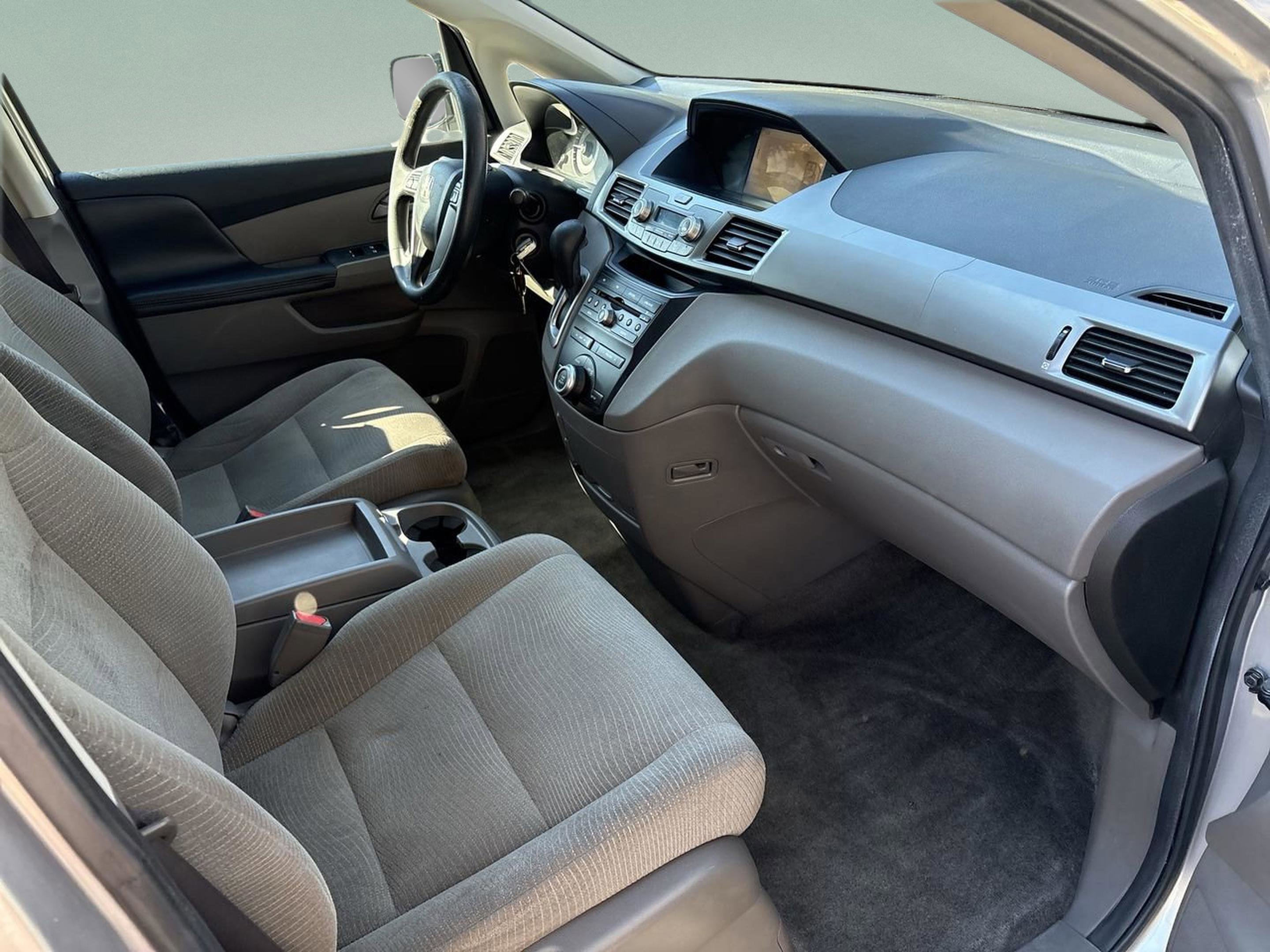 Used 2013 Honda Odyssey EX image 20