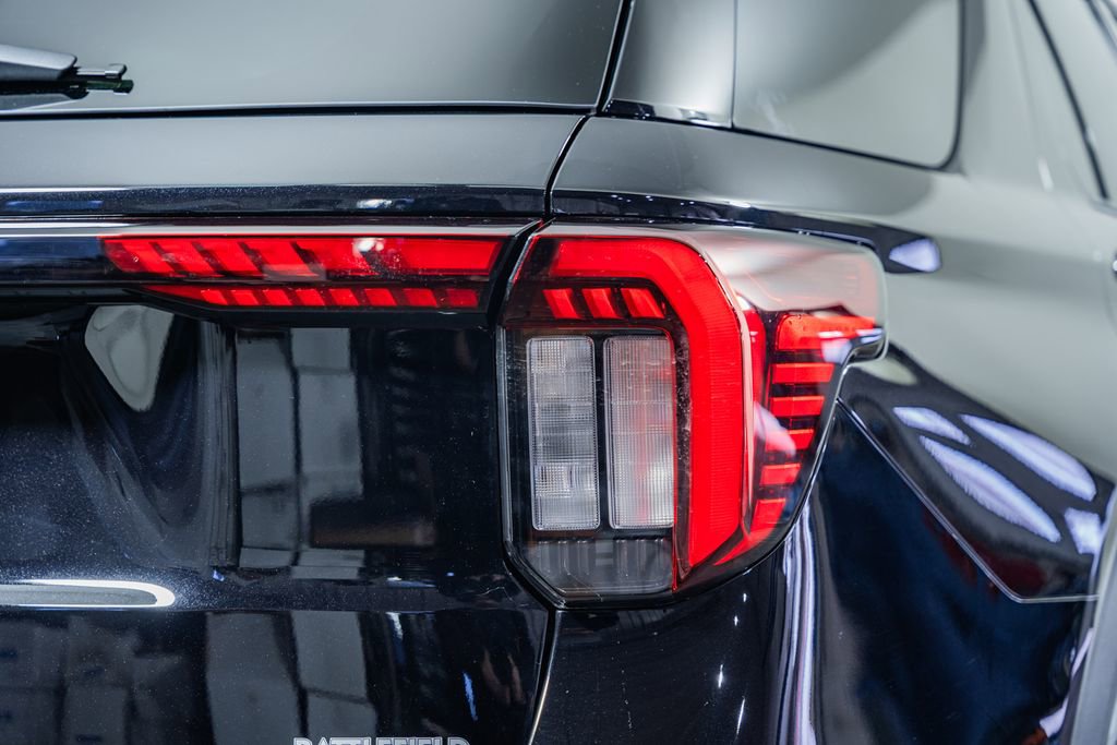 New 2026 Ford Explorer Active RWD image 6