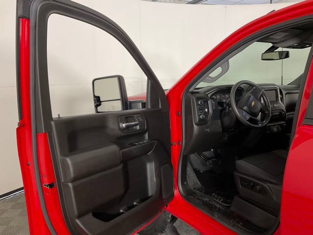 Used 2022 Chevrolet Silverado 2500 Custom w/ Custom Value Package image 21
