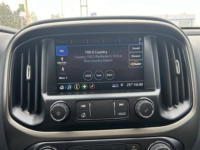 Certified 2022 Chevrolet Colorado Z71 w/ Z71 Midnight Edition image 16