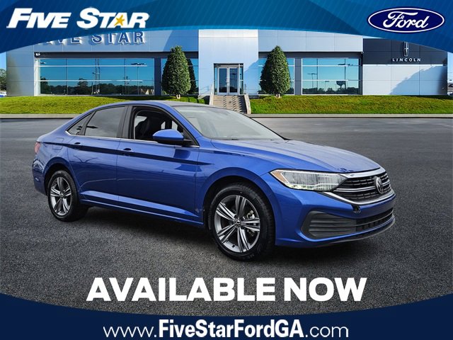 Used 2023 Volkswagen Jetta SE image 1