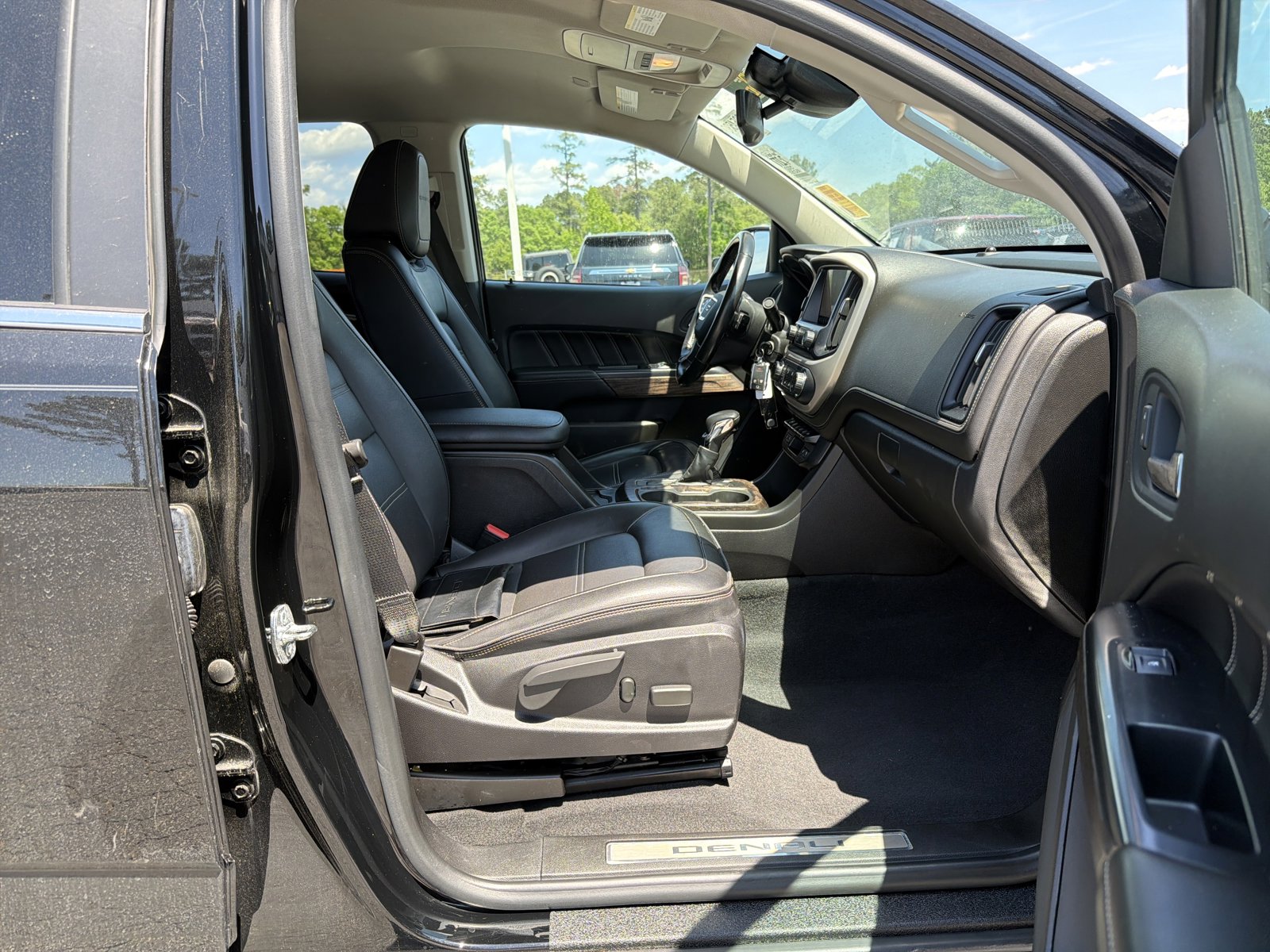 Certified 2022 GMC Canyon Denali AWD/4WD image 32