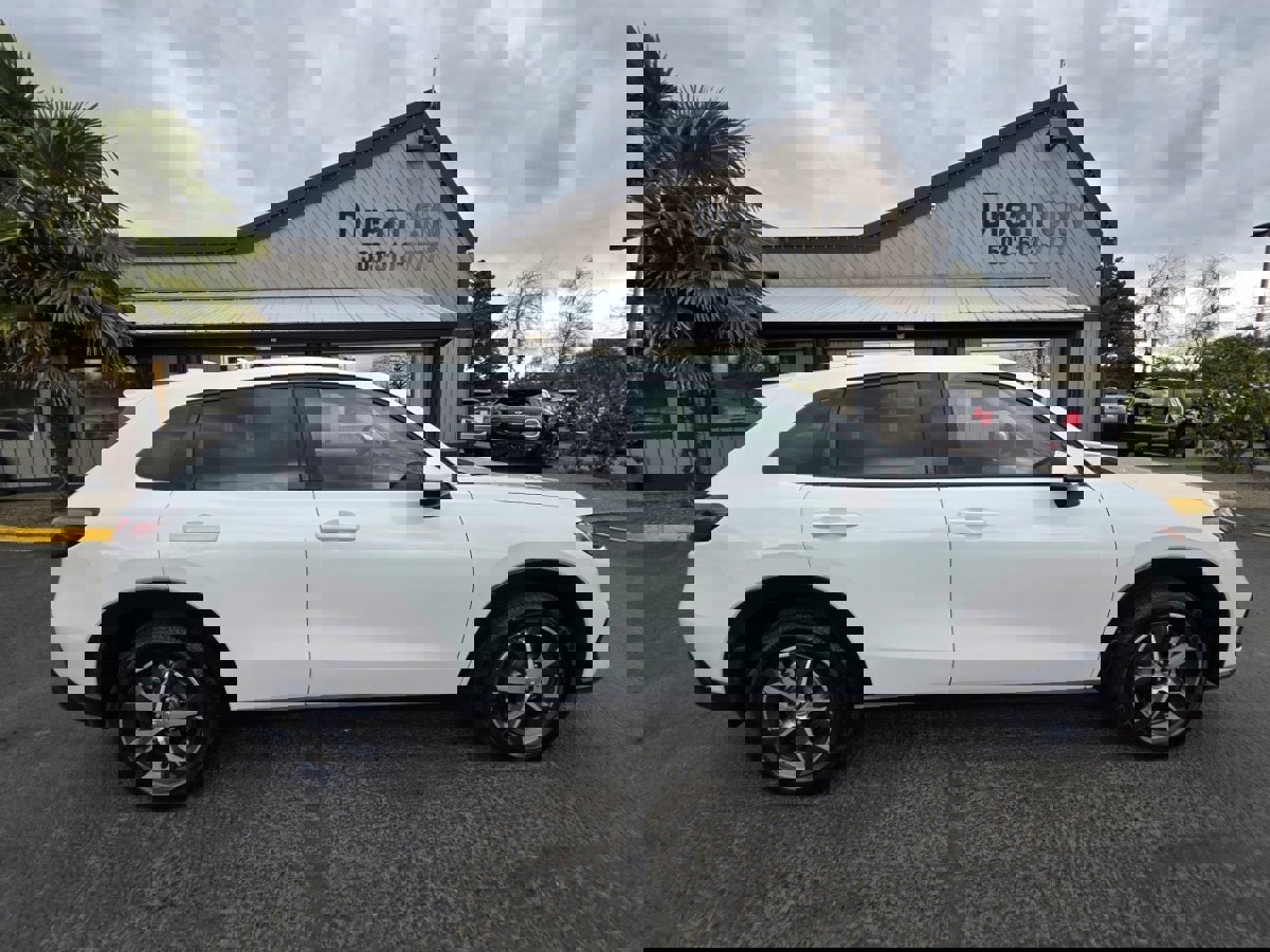 Used 2024 Honda HR-V EX-L image 3