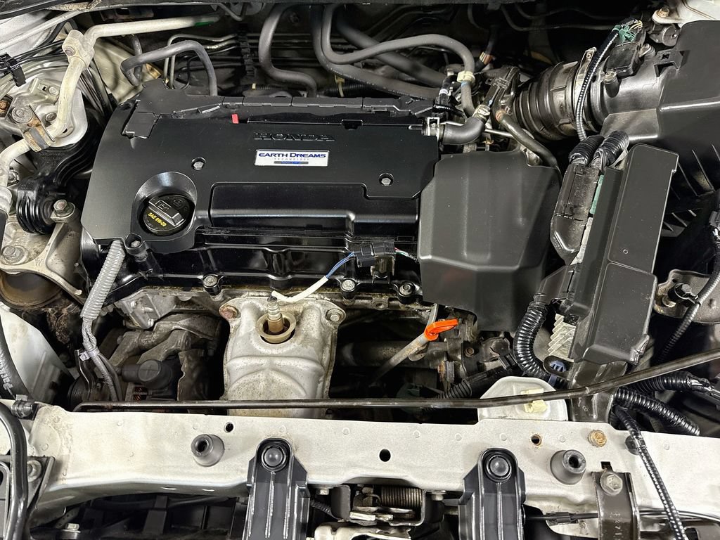 Used 2016 Honda CR-V Touring image 34