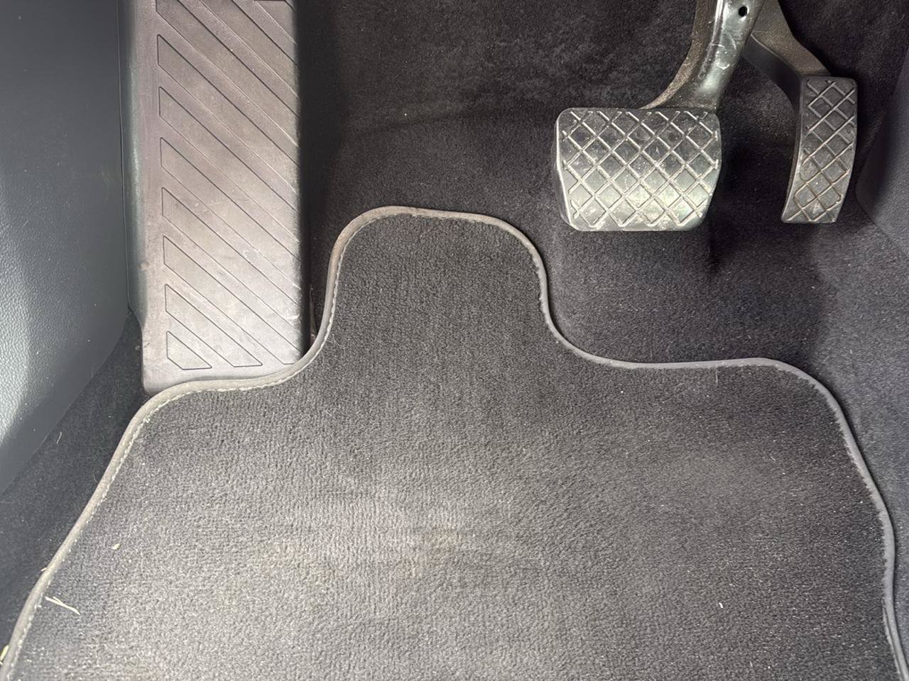 Used 2019 Volkswagen Jetta SE FWD image 32