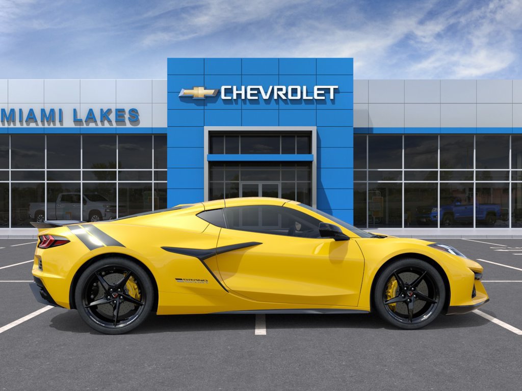 New 2027 Chevrolet Corvette Grand Sport RWD image 5