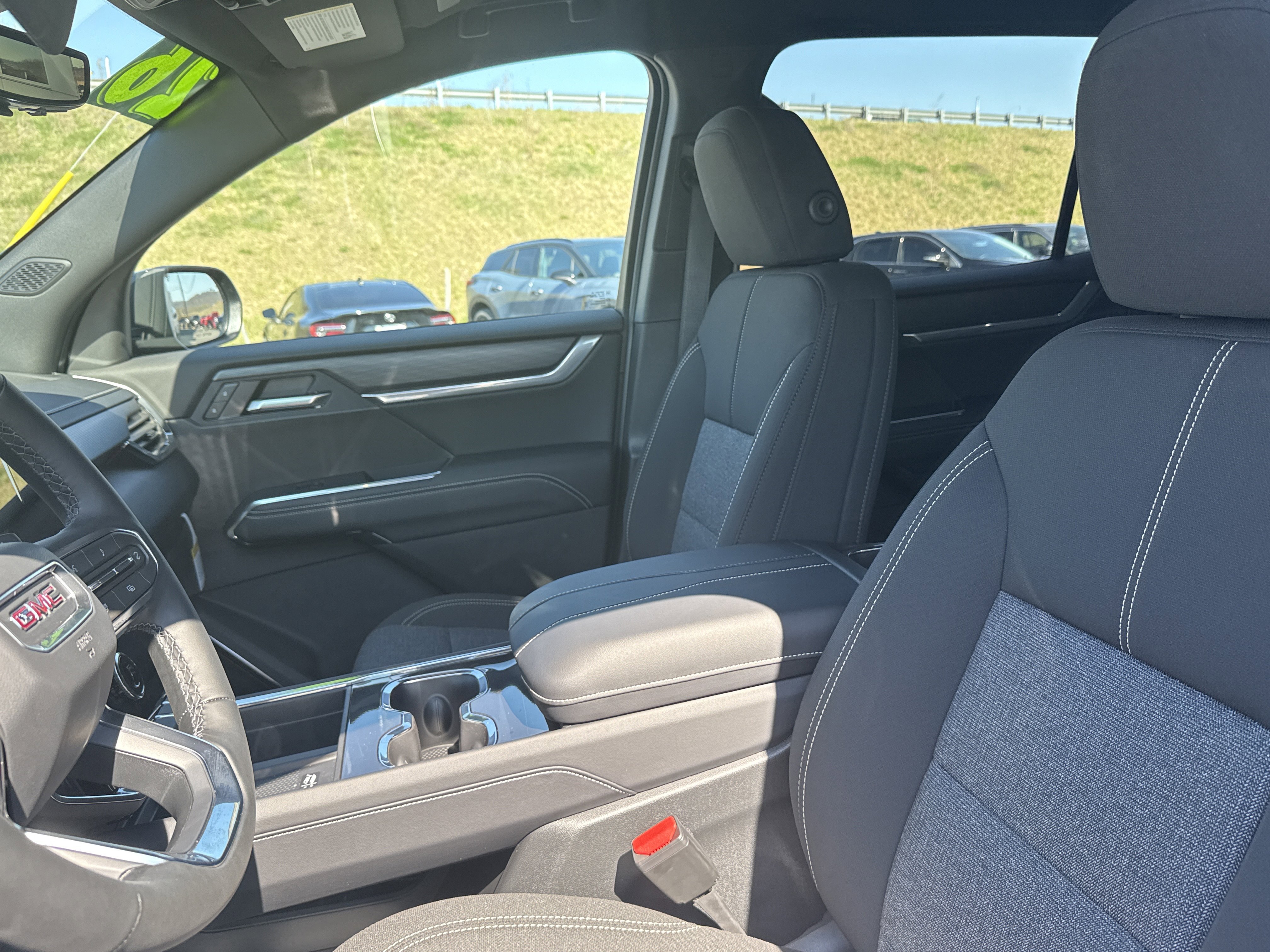 New 2026 GMC Acadia Elevation AWD/4WD image 12