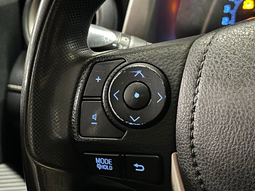 Used 2015 Toyota RAV4 XLE image 24