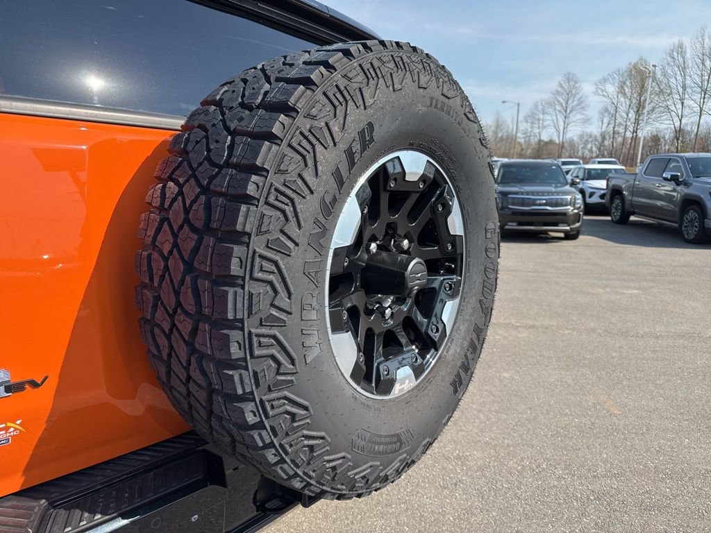 Used 2024 GMC Hummer EV 2X w/ Extreme Off-Road Package image 32