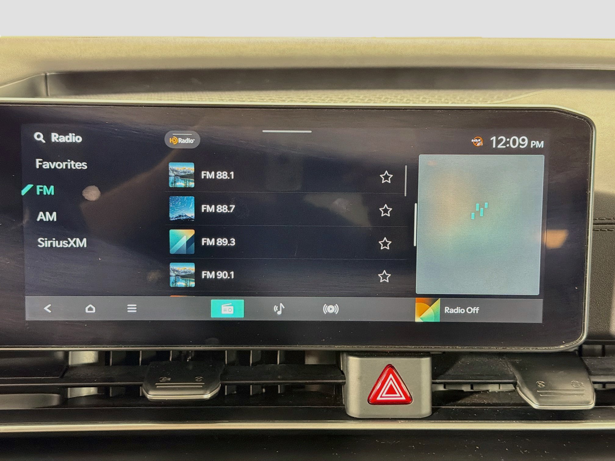 Used 2026 Kia Carnival FWD image 21