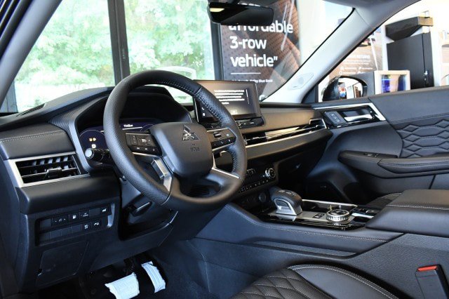 New 2026 Mitsubishi Outlander SEL AWD/4WD image 34