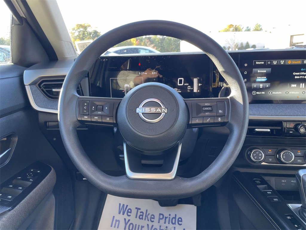 Certified 2025 Nissan Kicks SV image 16