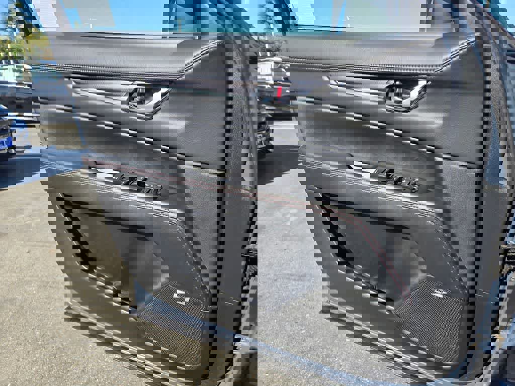 Used 2024 MAZDA CX-5 Carbon Edition image 18