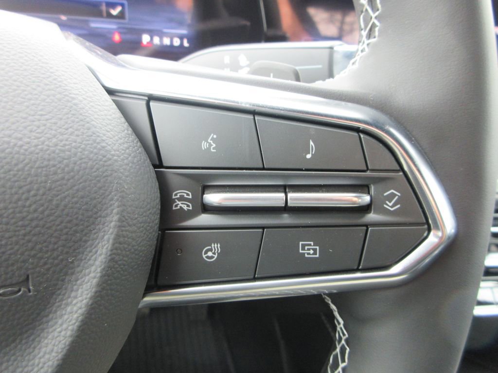 New 2026 Chevrolet Traverse LT w/ Sun and Wheel Package image 24