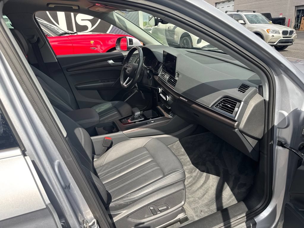Used 2023 Audi Q5 2.0T Premium w/ Convenience Package AWD/4WD image 64
