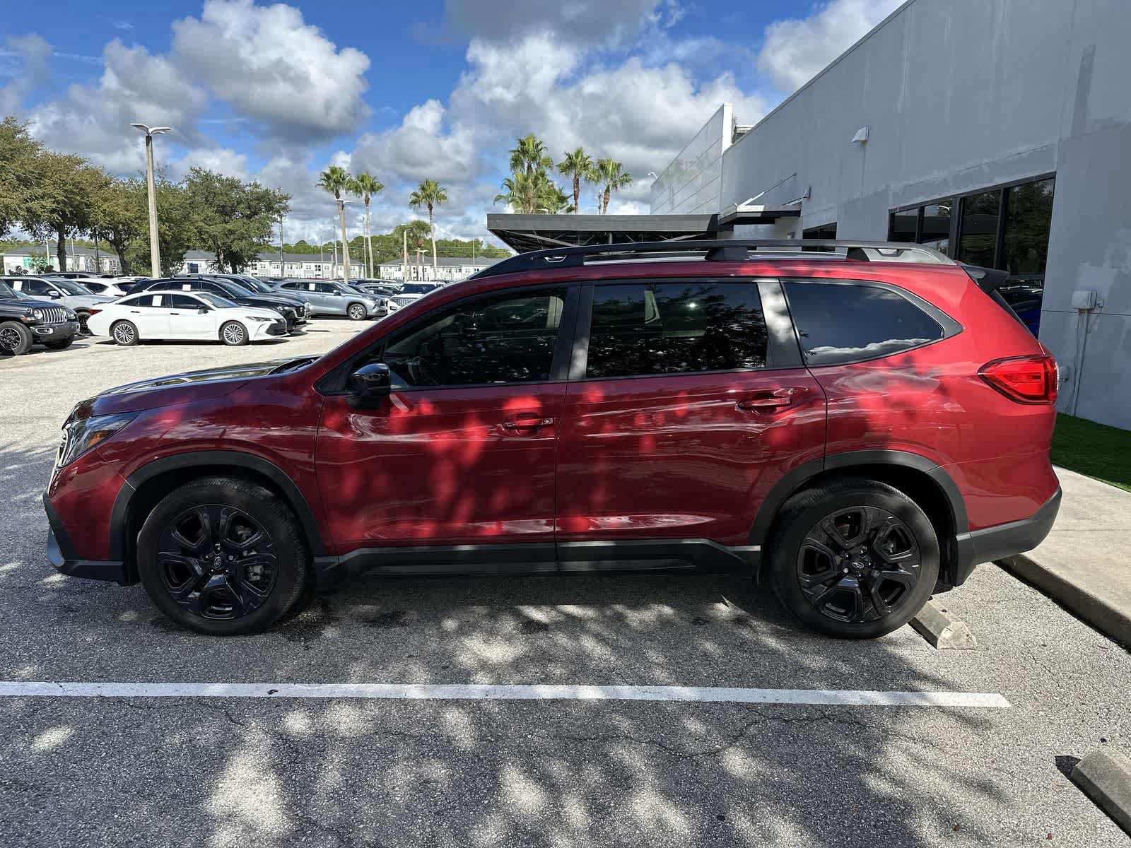Used 2024 Subaru Ascent Onyx Edition AWD/4WD image 5