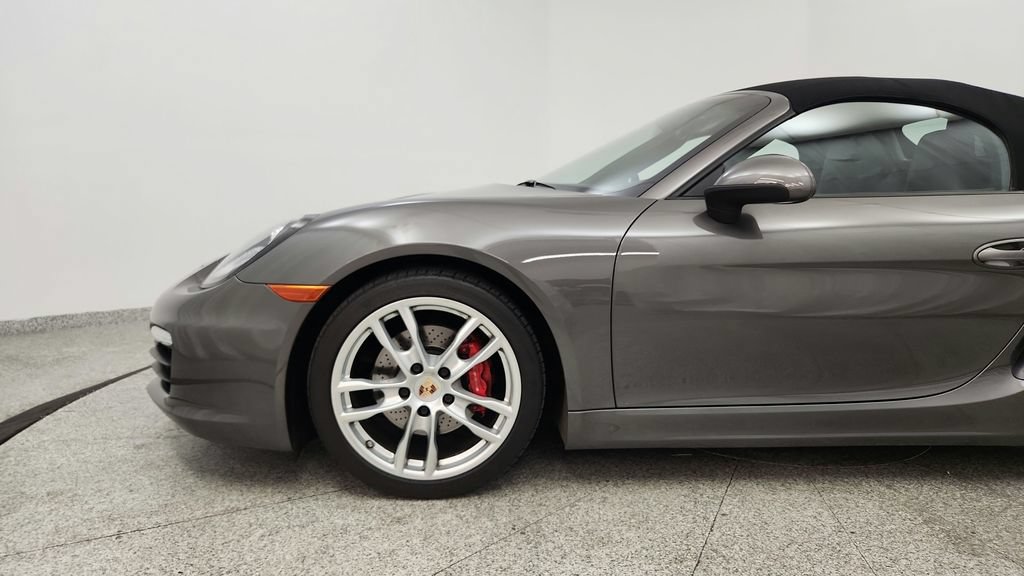 Used 2014 Porsche Boxster S RWD image 16